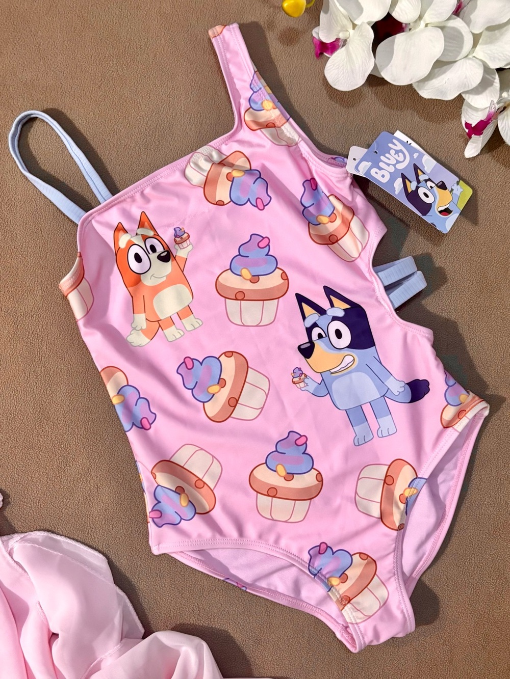 Bluey Girls Soft Pink Cupcake Character One‑Piece Swimsuit Large (10–12) – NWT